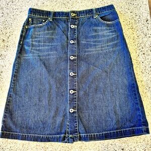 Tommy Hilfiger women’s denim skirt